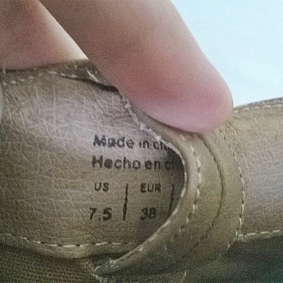 Like New Aldo Genuine Leather Booties - Picture 8 of 8